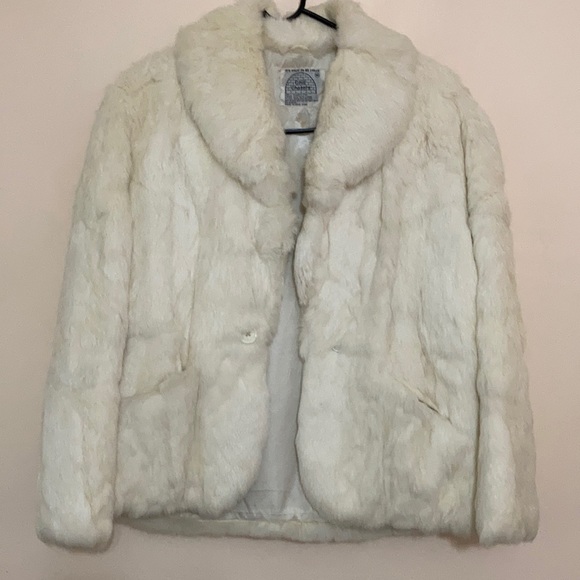 Real Rabbit Fur - Picture 1 of 13